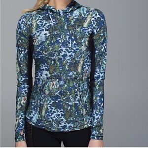 Lululemon Athletica patterned Fitted Long Sleeve